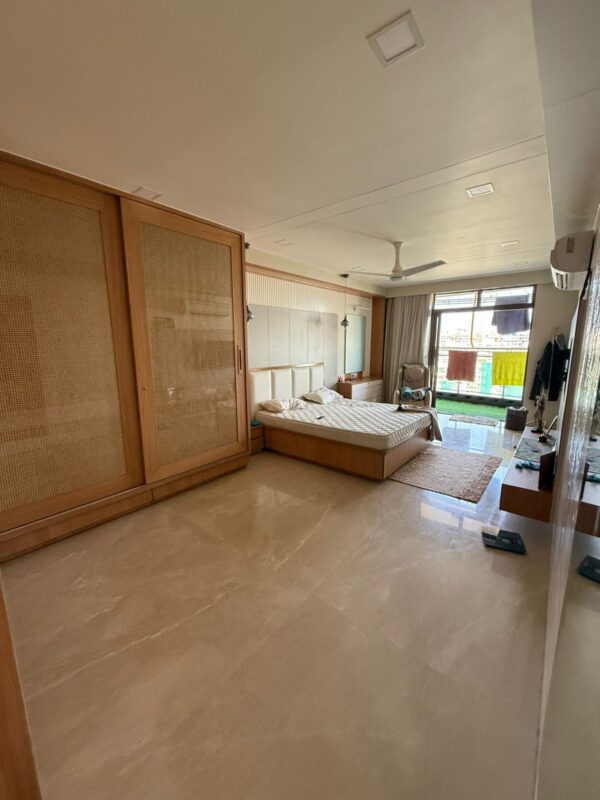 Park Titanium - Image 2